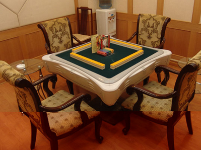 棋牌娱乐